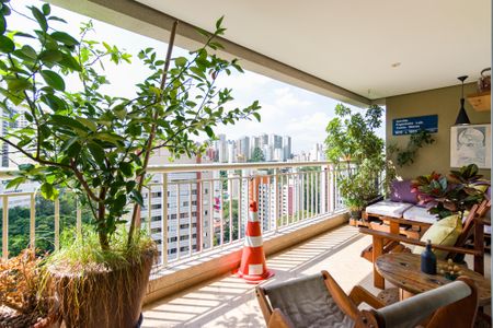 Apartamento para alugar com 108m², 2 quartos e 2 vagas
