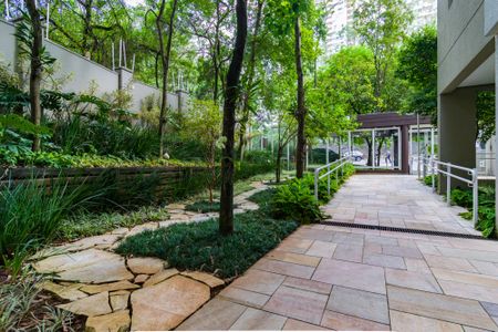 Apartamento para alugar com 108m², 2 quartos e 2 vagas