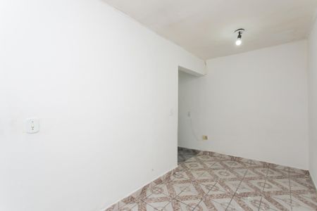 Casa para alugar com 120m², 2 quartos e 1 vaga Casa para alugar com 120m², 2 quartos e 1 vagaQuarto 1