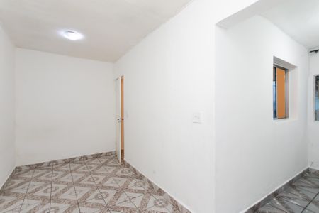 Quarto 1  de casa para alugar com 2 quartos, 120m² em Conjunto Residencial José Bonifácio, São Paulo