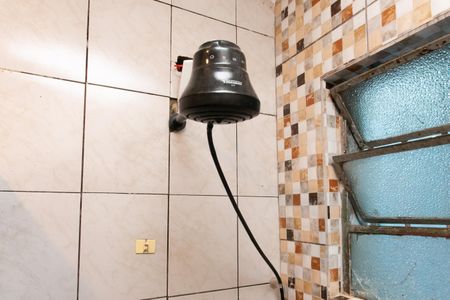 Casa para alugar com 120m², 2 quartos e 1 vaga Casa para alugar com 120m², 2 quartos e 1 vagaBanheiro - Chuveiro