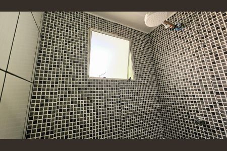 Casa à venda com 168m², 3 quartos e 1 vaga