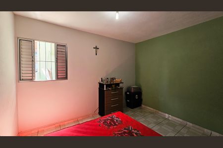 Casa à venda com 168m², 3 quartos e 1 vaga