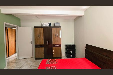 Casa à venda com 168m², 3 quartos e 1 vaga