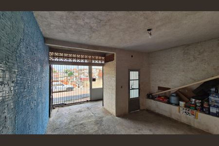 Casa à venda com 168m², 3 quartos e 1 vaga