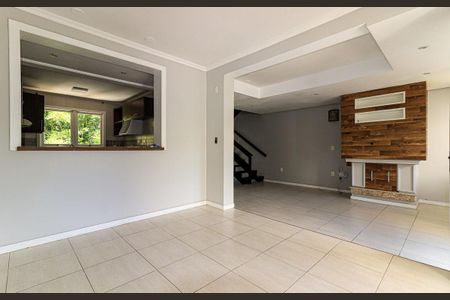 Casa de condomínio para alugar com 217m², 3 quartos e 2 vagasCozinha