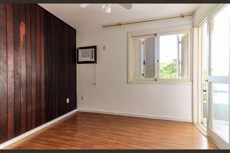 Sala de casa de condomínio para alugar com 3 quartos, 217m² em Jardim Isabel, Porto Alegre