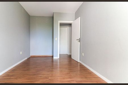 Casa de condomínio para alugar com 217m², 3 quartos e 2 vagasQuarto