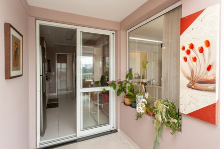 Apartamento à venda com 132m², 3 quartos e 2 vagasVaranda