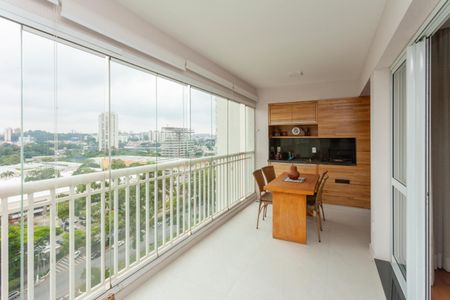 Apartamento à venda com 132m², 3 quartos e 2 vagasVaranda