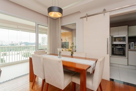 Apartamento à venda com 132m², 3 quartos e 2 vagasSala de Jantar