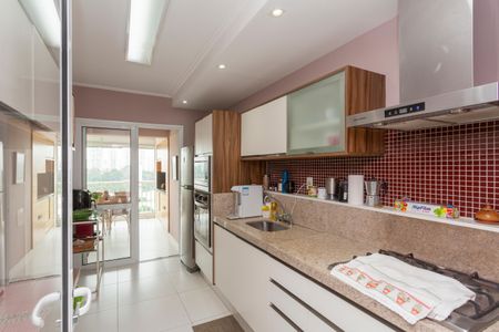 Apartamento à venda com 132m², 3 quartos e 2 vagasCozinha