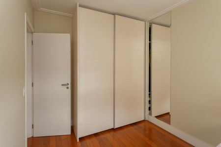 Apartamento à venda com 132m², 3 quartos e 2 vagasQuarto 2