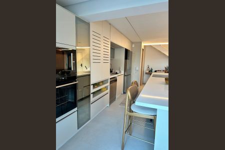Apartamento à venda com 108m², 2 quartos e 1 vaga