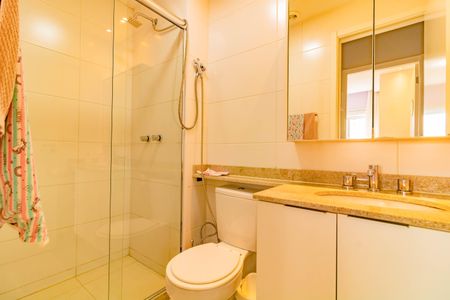 Apartamento à venda com 68m², 2 quartos e 1 vaga