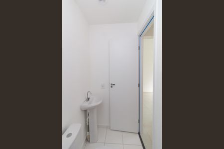 Apartamento para alugar com 2m², 2 quartos e sem vaga Apartamento para alugar com 2m², 2 quartos e sem vagaBanheiro