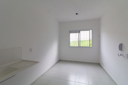 Apartamento para alugar com 2m², 2 quartos e sem vaga Apartamento para alugar com 2m², 2 quartos e sem vagaSala-Cozinha