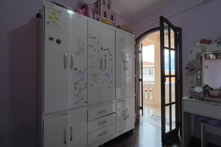 Casa à venda com 180m², 4 quartos e 2 vagasQuarto 2