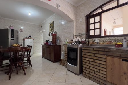 Casa à venda com 180m², 4 quartos e 2 vagasCozinha