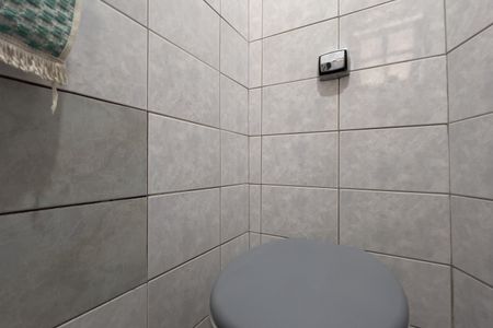 Casa à venda com 180m², 4 quartos e 2 vagasLavabo