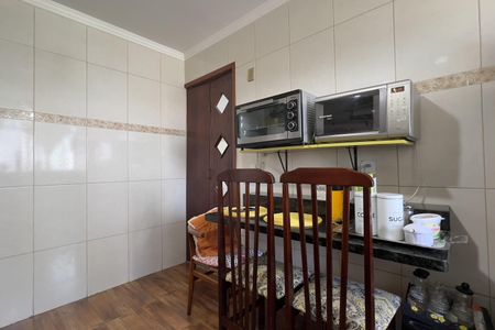 Apartamento à venda com 64m², 2 quartos e 1 vaga Apartamento à venda com 64m², 2 quartos e 1 vagaCozinha e Área de Serviço