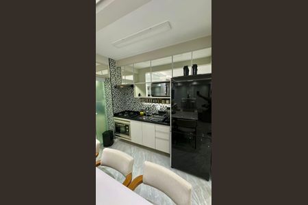 Apartamento à venda com 69m², 2 quartos e 2 vagasCozinha