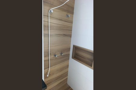 Casa à venda com 160m², 3 quartos e 2 vagasBanheiro