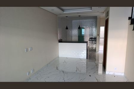 Casa à venda com 160m², 3 quartos e 2 vagasSala