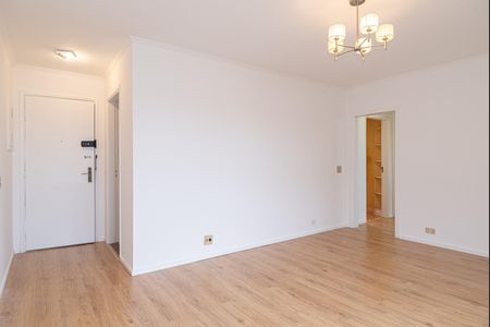 Apartamento para alugar com 80m², 2 quartos e 1 vaga Apartamento para alugar com 80m², 2 quartos e 1 vagaSala