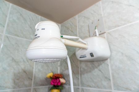 Casa à venda com 175m², 2 quartos e 1 vaga Casa à venda com 175m², 2 quartos e 1 vagaSotão - Banheiro