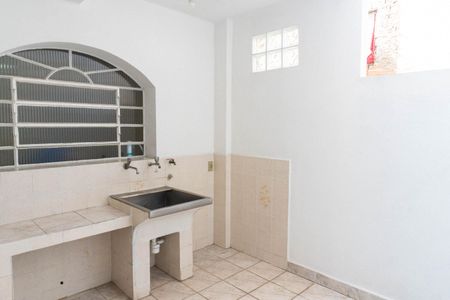 Casa à venda com 175m², 2 quartos e 1 vaga Casa à venda com 175m², 2 quartos e 1 vagaLavanderia