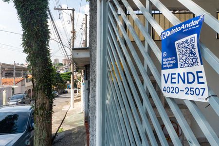 Casa à venda com 175m², 2 quartos e 1 vaga Casa à venda com 175m², 2 quartos e 1 vagaPlaquinha