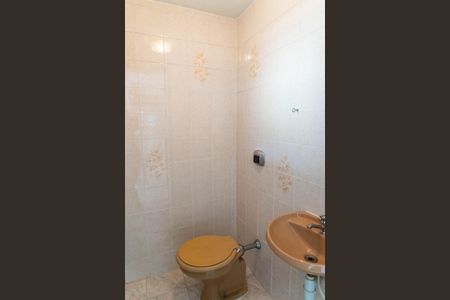 Casa à venda com 175m², 2 quartos e 1 vaga Casa à venda com 175m², 2 quartos e 1 vagaBanheiro de serviço