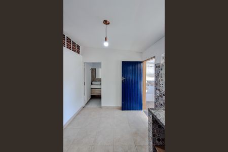 Casa para alugar com 38m², 1 quarto e sem vaga Casa para alugar com 38m², 1 quarto e sem vagaCozinha