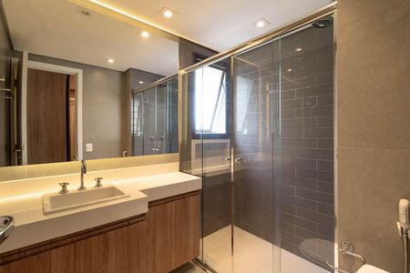 Apartamento à venda com 130m², 3 quartos e 3 vagasBanheiro da Suíte 3