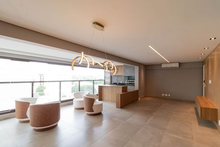 Sala de apartamento para alugar com 3 quartos, 130m² em Bela Aliança, São Paulo