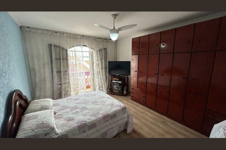 Casa à venda com 3 quartos, 160m² em Vila Metalúrgica, Santo André