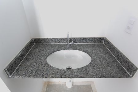 Apartamento à venda com 36m², 2 quartos e sem vaga Apartamento à venda com 36m², 2 quartos e sem vagaBanheiro - Detalhe