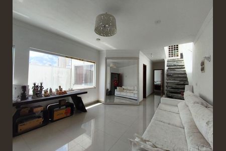 Casa à venda com 6 quartos, 550m² em Alto da Mooca, São Paulo