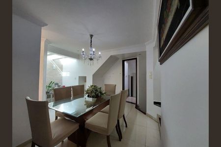 Foto 11 de casa à venda com 4 quartos, 346m² em Bairro da Glória, Contagem