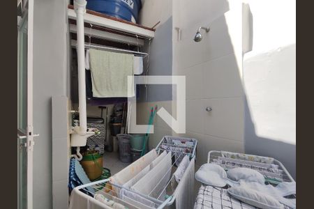 Casa à venda com 90m², 2 quartos e 1 vagaÁrea de serviço