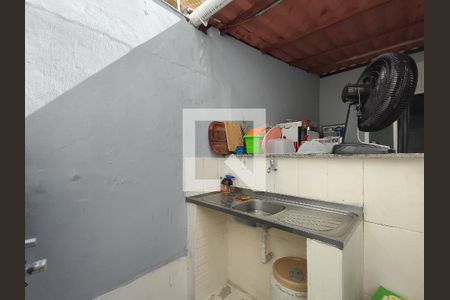 Casa à venda com 90m², 2 quartos e 1 vagaÁrea externa