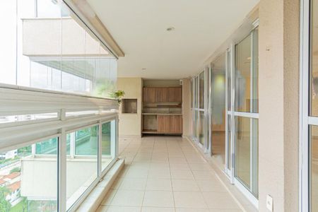 Apartamento à venda com 154m², 3 quartos e 3 vagas