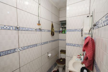 Casa à venda com 100m², 5 quartos e 1 vagaBanheiro da Suíte 2