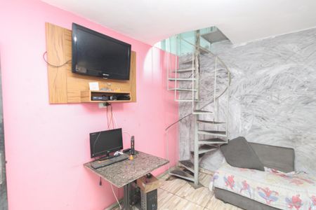 Casa à venda com 100m², 5 quartos e 1 vagaSala 2