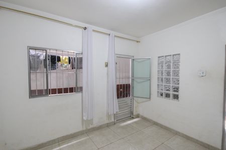 Casa à venda com 100m², 5 quartos e 1 vagaQuarto 1
