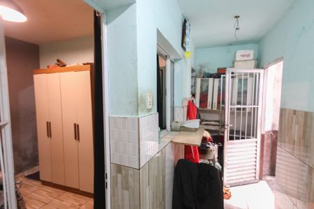 Casa à venda com 100m², 5 quartos e 1 vagaÁrea de Serviço 2