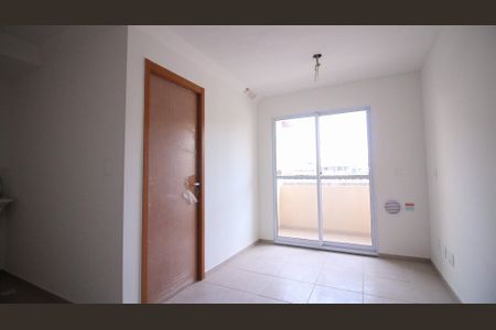 Apartamento para alugar com 2 quartos, 34m² em Vila Antonieta, São Paulo