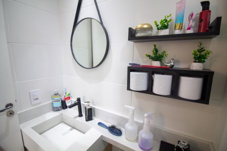 Apartamento à venda com 32m², 2 quartos e sem vaga Apartamento à venda com 32m², 2 quartos e sem vagaBanheiro