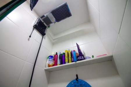 Apartamento à venda com 32m², 2 quartos e sem vaga Apartamento à venda com 32m², 2 quartos e sem vagaBanheiro